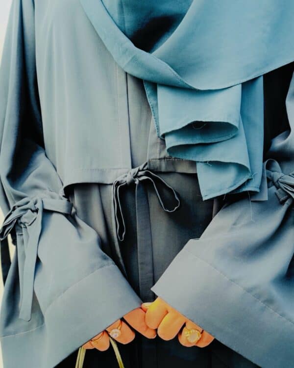 Short Jacket Serenity Abaya - Image 3